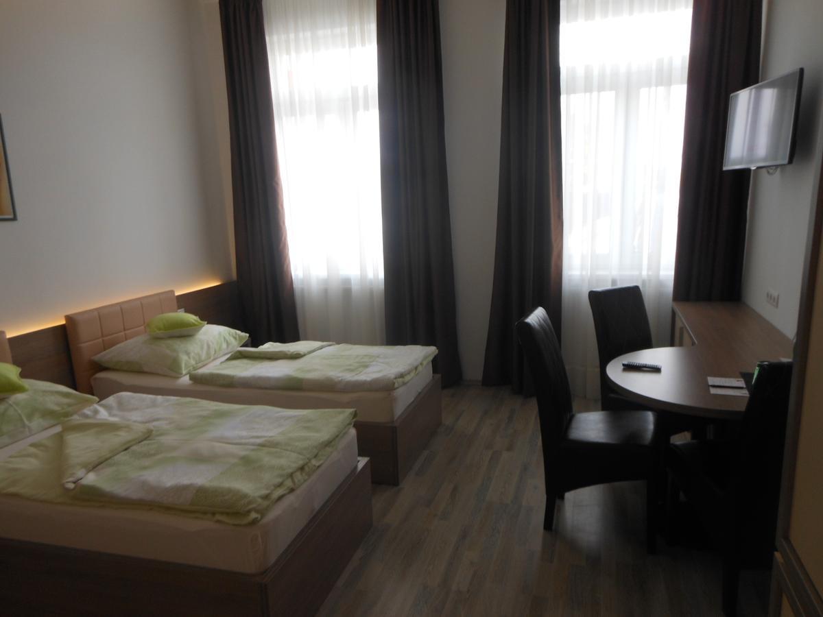 Hotel Garni Neudorfl Екстериор снимка